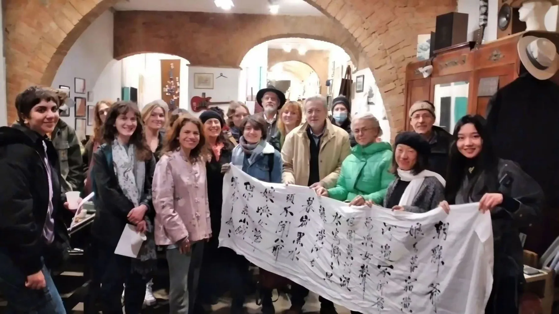 A cultural encounter connecting textile, art and place